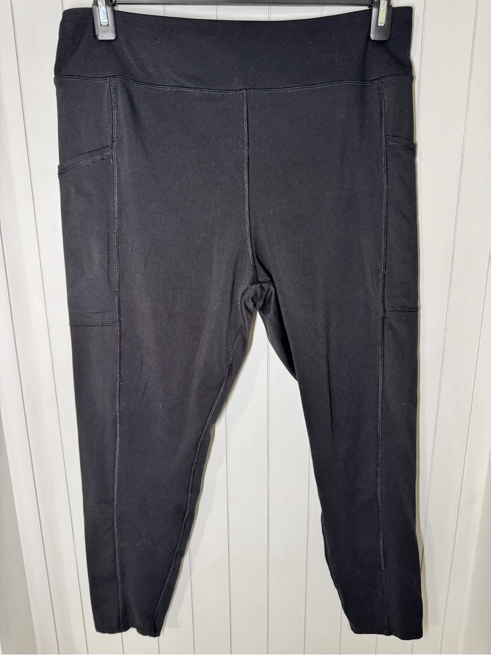 SO Black High-Waist Leggings with Side Pockets